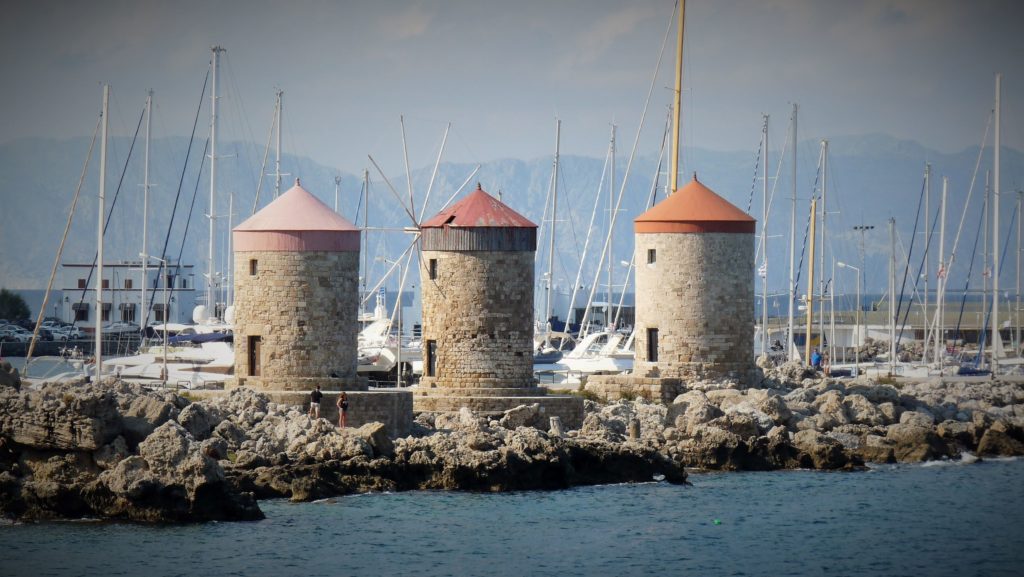 Moulins du Port de Mandraki