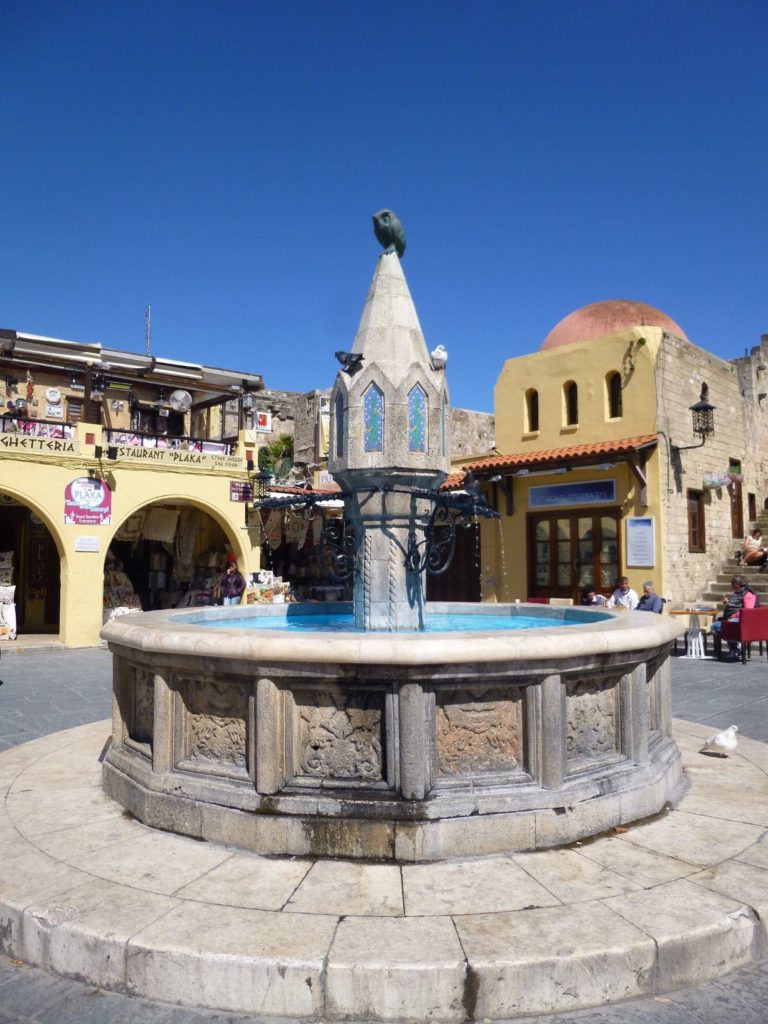 Place Hippokratous - Ville médiévale de Rhodes
